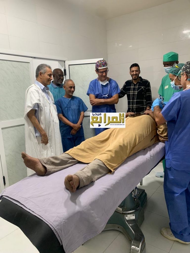 نواذيبو: النائب والعمدة”القاسم بلالي” يتفقد عمل بعثة طبية متخصصة في الجراحة البلاستيكية والترميمية